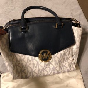 Michale Khors tote